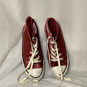 Converse Velvet Burgundy High-Tops